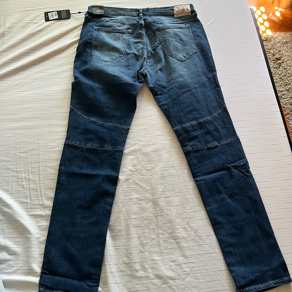True Religion 36 Rocco Relaxed Skinny Jeans - Picture 6 of 16